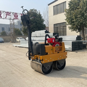 手扶压路机SVH60M